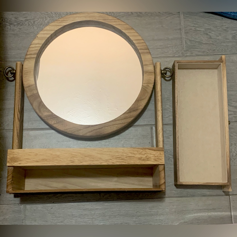 Miniature Mirror with drawer and ring cushion